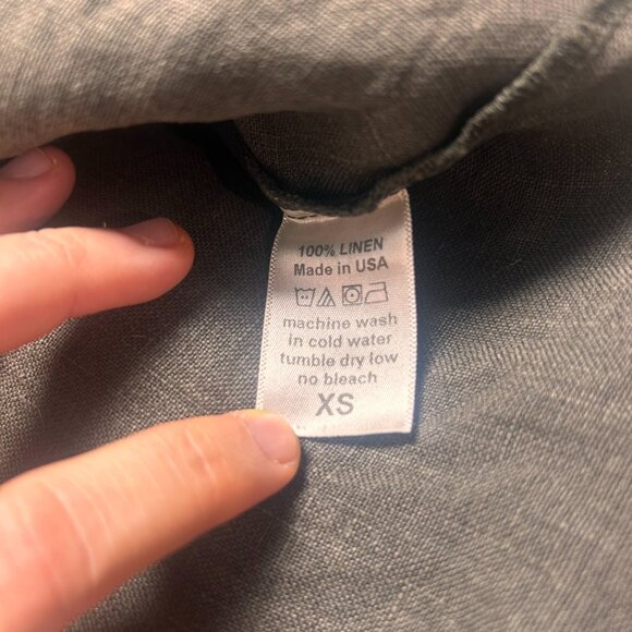 Black Crane Linen Button Dress - Picture 4 of 4